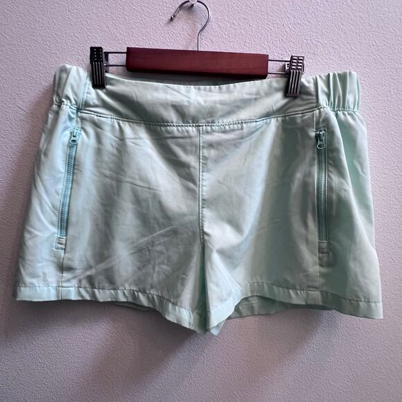 Reel Legends Shorts Women's Small Green Lightweight Casual Ladies 32x12 Fishing - Picture 1 of 6